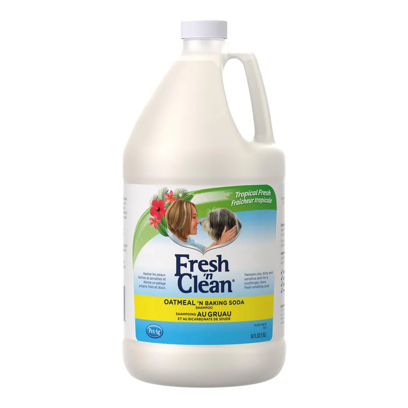 PetAg Fresh n Clean oatmeal and baking soda dog shampoo